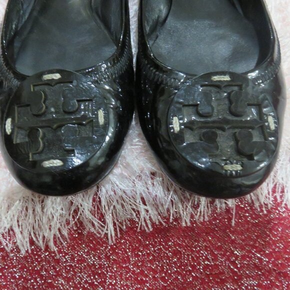 TORY BURCH Truffle Patent REVA Logo Embossed Driving shoes ballet flats sz 6.5 - Picture 3 of 11